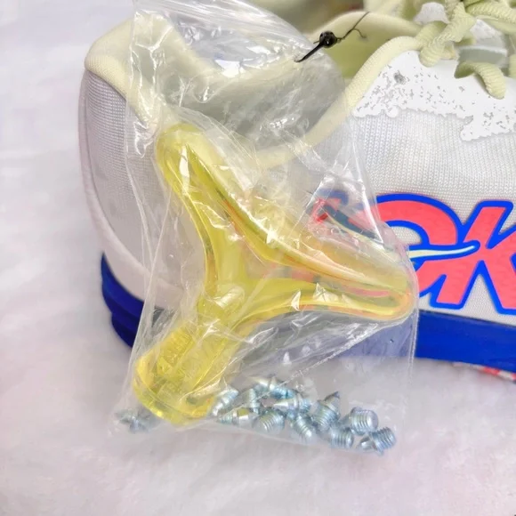 HOKA Unisex Crescendo XC Lightweight Running Sneakers--NWT--10W/8.5M - Picture 9 of 15